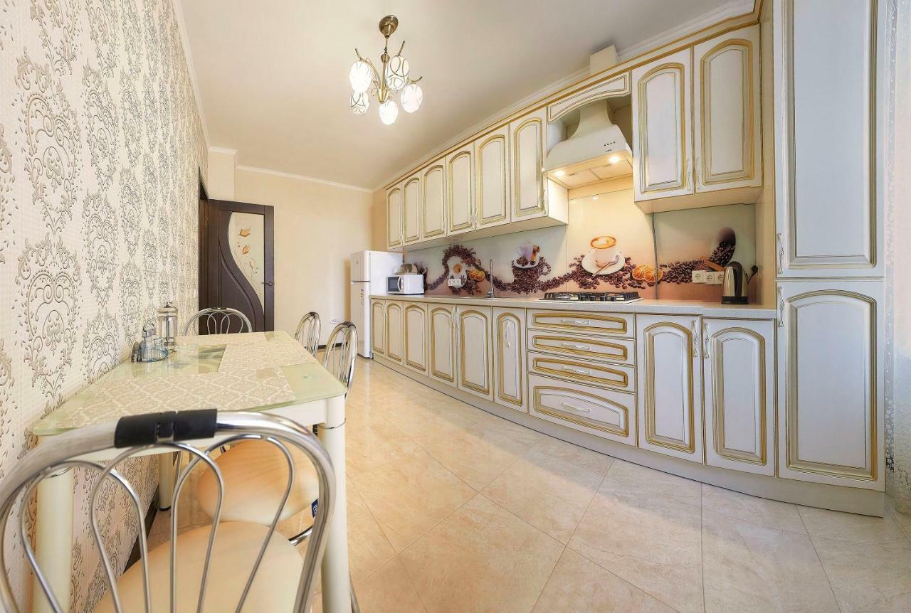 Luxury Apartament 2 トラスコヴェッツ エクステリア 写真